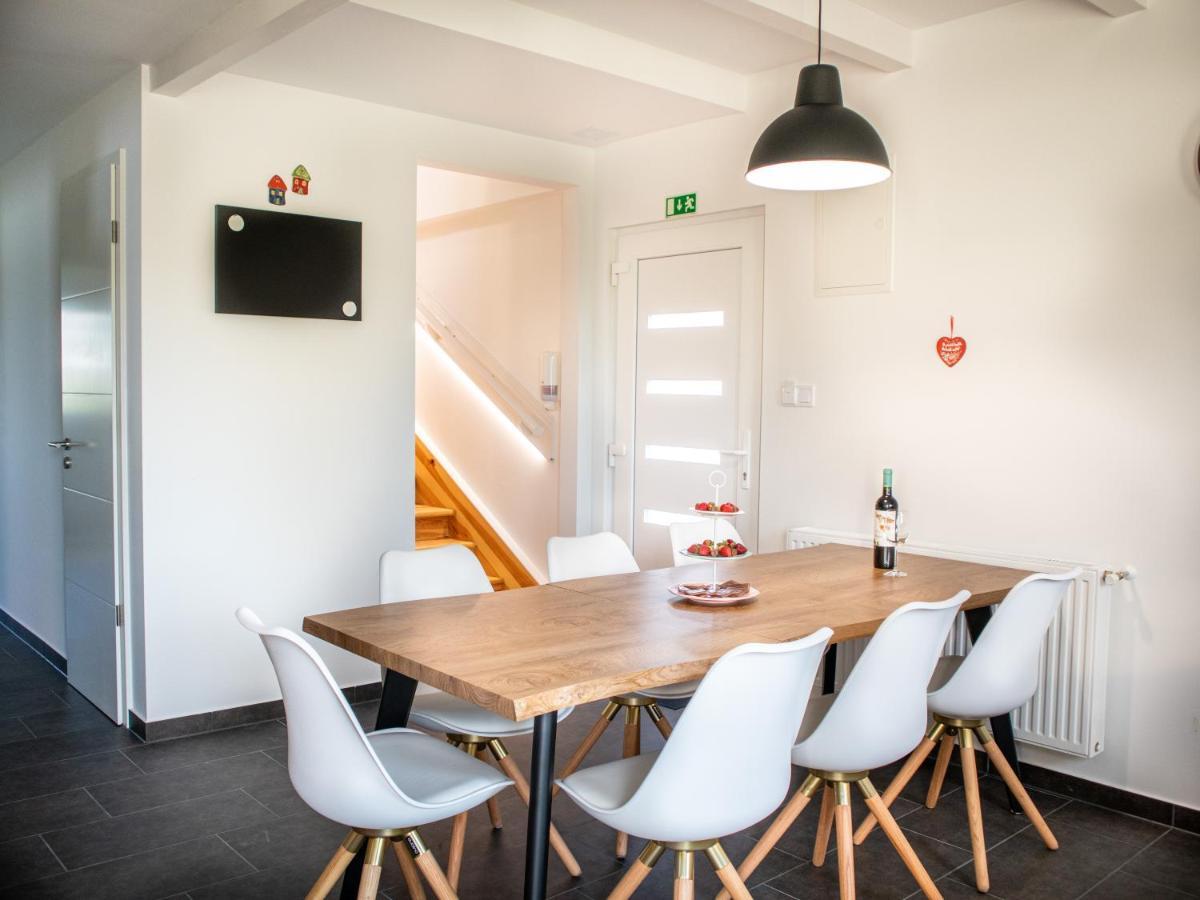 Ugo Apartman Halászi Dış mekan fotoğraf