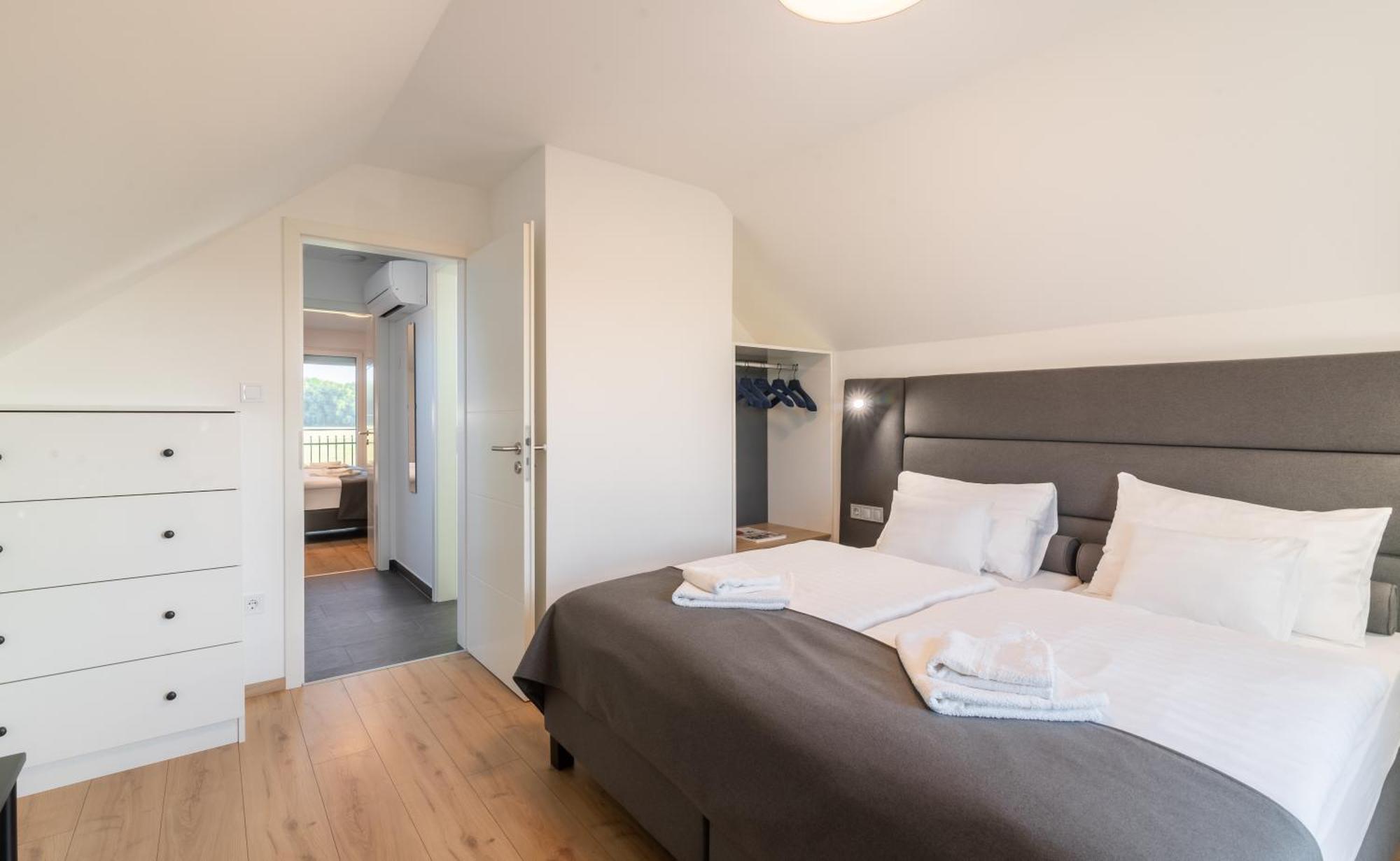 Ugo Apartman Halászi Dış mekan fotoğraf